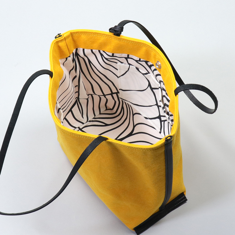 フラップトート　flaptote　北欧生地×倉敷帆布バイオウォッシュ 8号帆布　ひまわりイエロー オリジナル　ハンドメイド帆布トートバッグ　ハネアント神戸