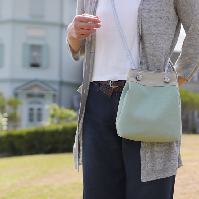 ピクニックショルダー　picnicshoulder　北欧生地×富士金梅 8号帆布　ミント×ベージュ　オリジナル　ハンドメイド帆布ポシェット　ハネアント神戸