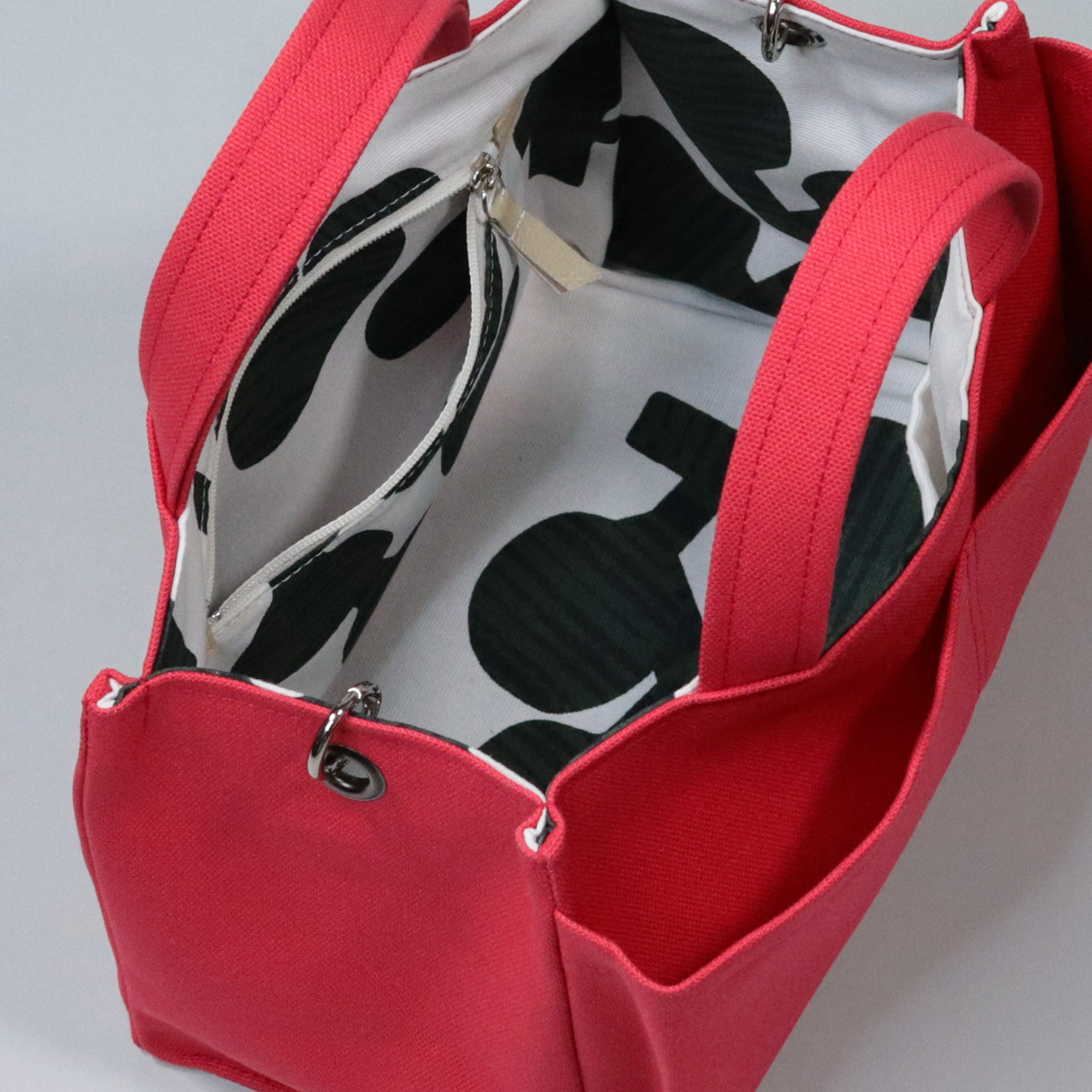 パケット　Packet　北欧生地×富士金梅 8号帆布　レッド　オリジナル　ハンドメイド帆布2wayショルダーバッグ　ハネアント神戸