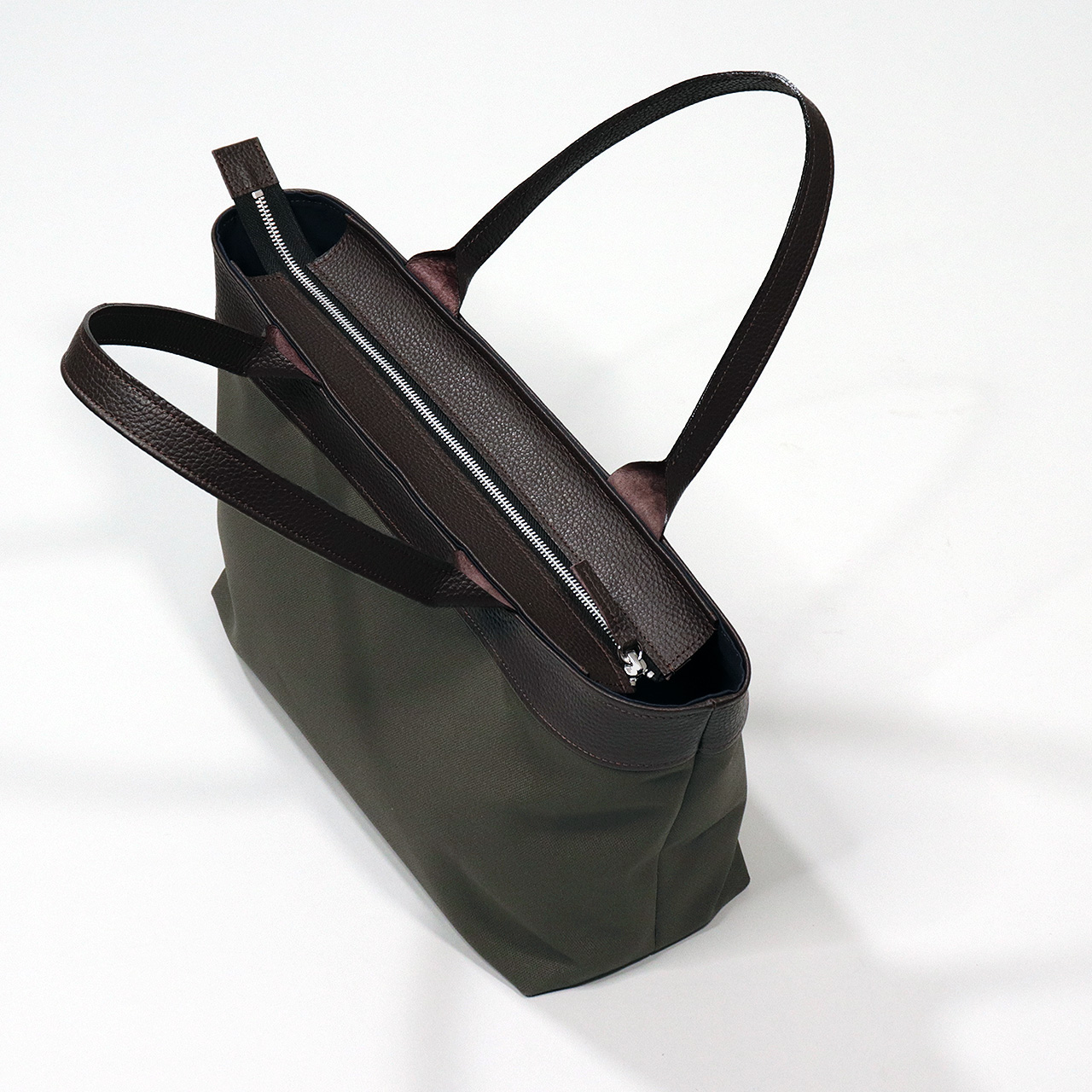 サシャ　SASYA　国産本革　姫路レザー　クロムなめし　富士金梅8号帆布　ブラウン　カーキ　オリジナル　ハンドメイド本革　牛革トートバッグ　ハネアント神戸