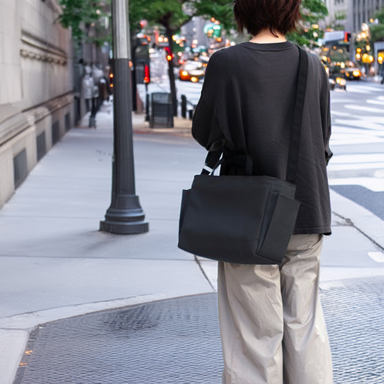 コンテナショルダー2WAY　containershoulder　北欧生地×富士金梅 8号帆布　ブラック　オリジナル　ハンドメイドコンテナショルダー2WAY　containershoulder　北欧生地×富士金梅 8号帆布　ベージュ　オリジナル　ハンドメイド帆布ショルダーバッグ　ハネアント神戸　ハネアント神戸