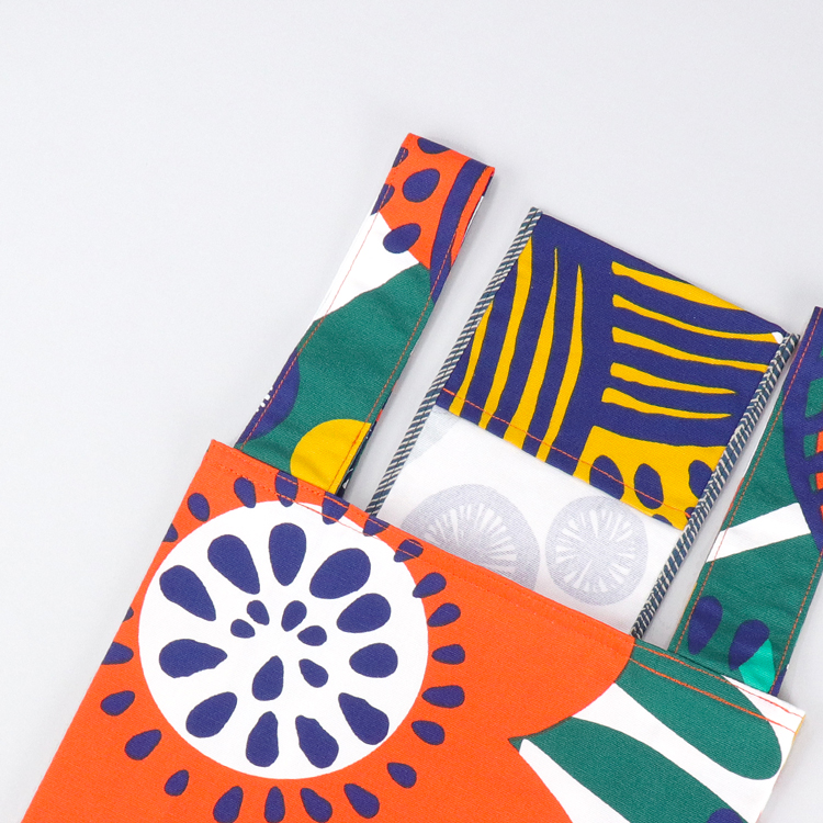 エコバッグ　北欧生地　オリジナル　ハンドメイドバッグ　コンパクト　ハネアント神戸