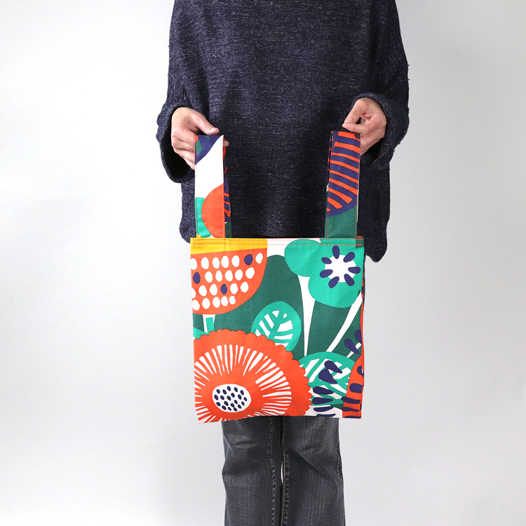 エコバッグ　北欧生地　オリジナル　ハンドメイドバッグ　コンパクト　ハネアント神戸