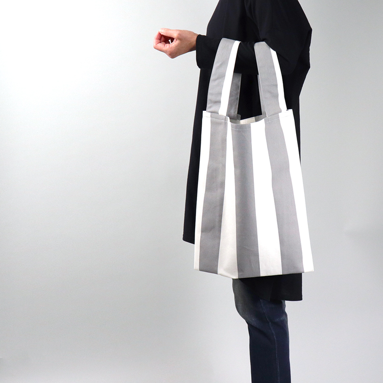 エコバッグ　北欧生地　オリジナル　ハンドメイドバッグ　コンパクト　ハネアント神戸