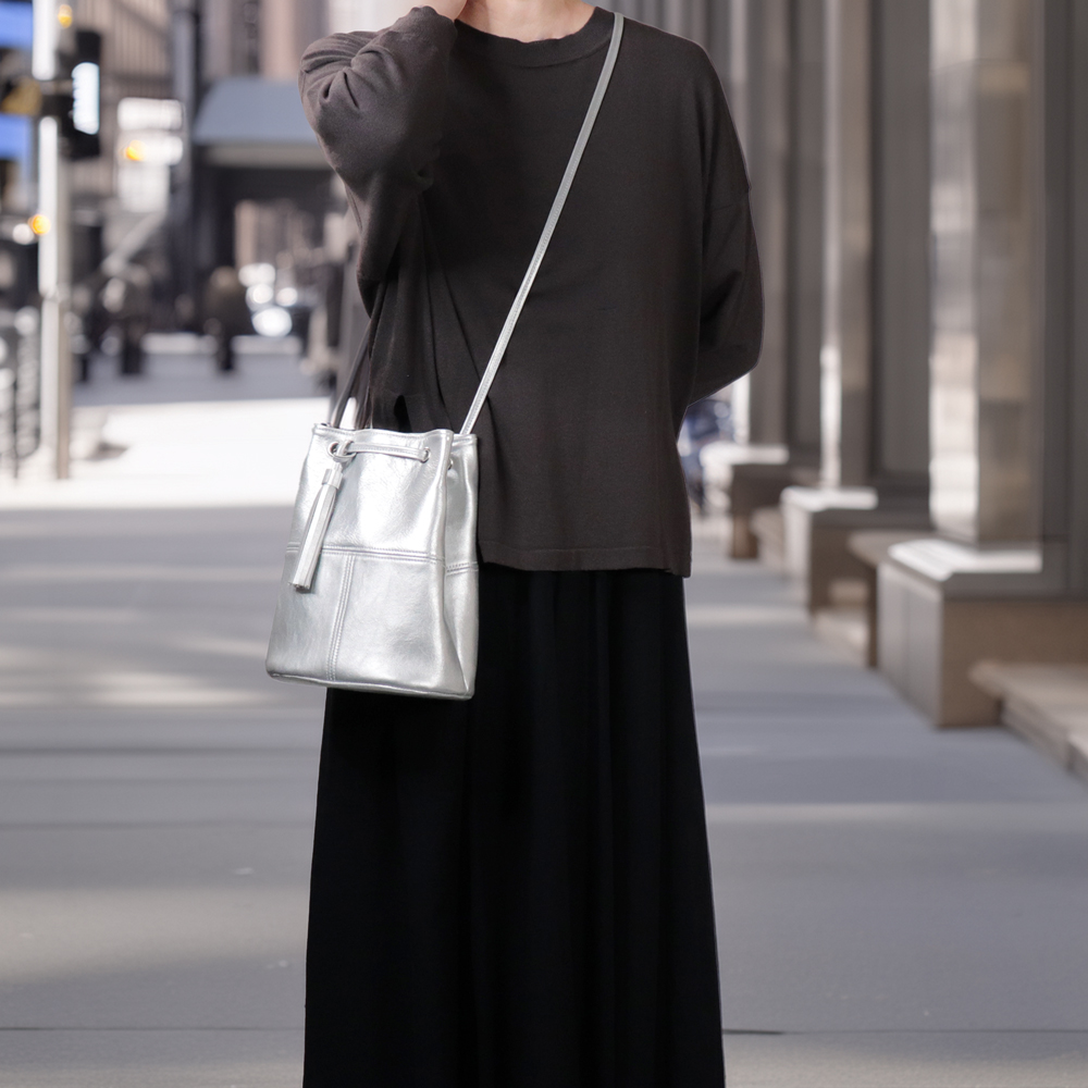 フラン　fran　yasumin　国産本革　クロムなめし　オールレザー　シルバー　オリジナル　ハンドメイド本革　牛革トートバッグ　ハネアント神戸