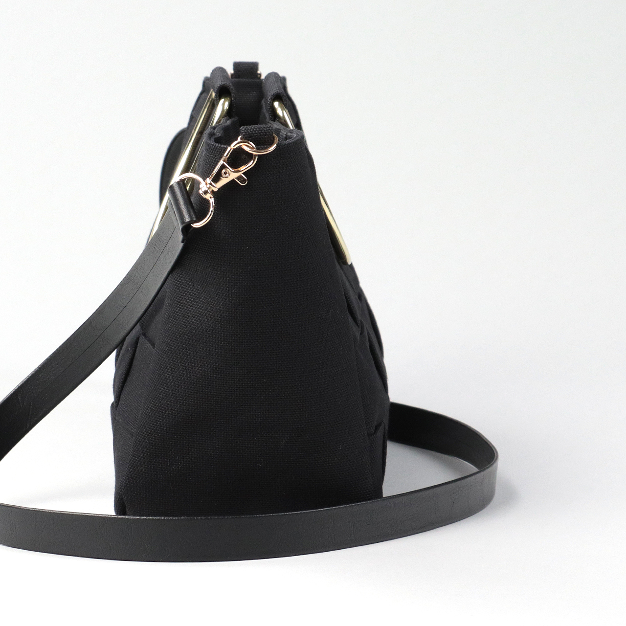 ラティス　北欧生地×富士金梅 8号帆布　ブラック　オリジナル　ハンドメイド帆布2wayショルダーバッグ　ハネアント神戸