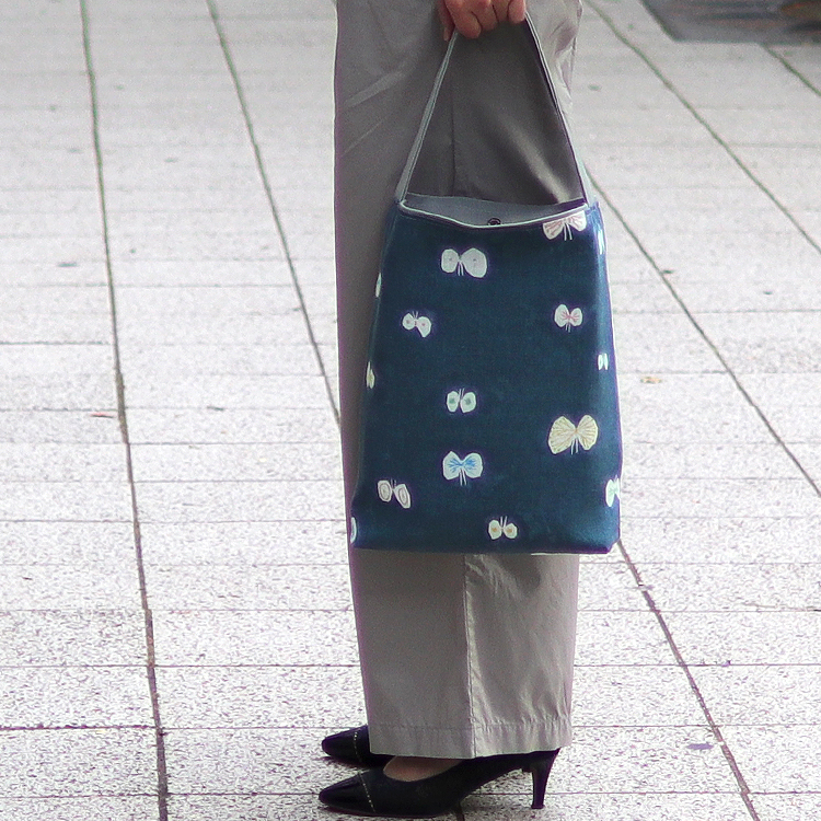 ミナペルホネン　mina perhonen　hana hane×倉敷帆布 8号帆布　リネン　オリジナル　ハンドメイド帆布トートバッグ　ハネアント神戸