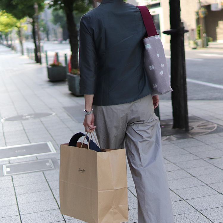 ミナペルホネン　mina perhonen　hana hane×倉敷帆布 8号帆布　リネン　オリジナル　ハンドメイド帆布トートバッグ　ハネアント神戸