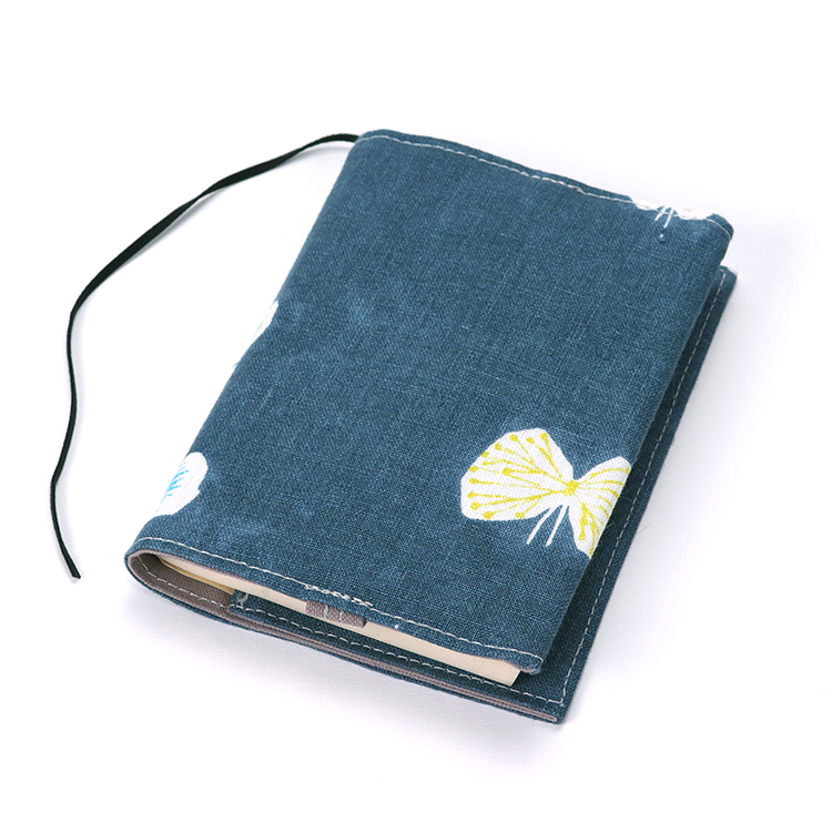 【文庫本】ミナペルホネン×倉敷帆布 ブックカバー ブルー　ハネアント神戸