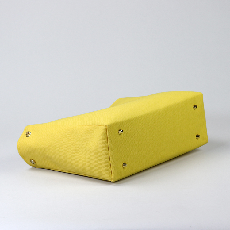 すっきりスマートなバンブーハンドル 2wayショルダー 北欧生地×富士金梅×イエロー 帆布バッグ【スクエアトート】