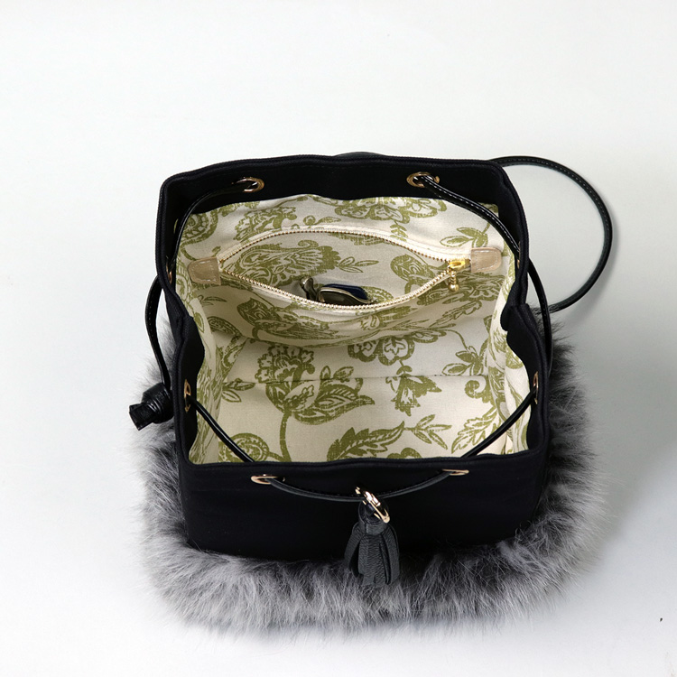 2wayランプリース　Lamplease　エコファー×北欧生地　レッド　オリジナル　ハンドメイド2wayエコファーショルダーバッグ　ハネアント神戸