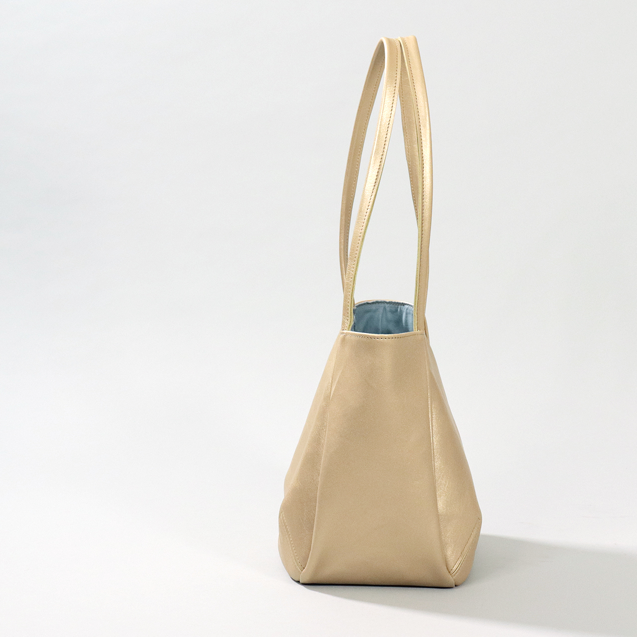 ヤスミン　yasumin　国産本革　クロムなめし　オールレザー　ゴールド　オリジナル　ハンドメイド本革　牛革トートバッグ　ハネアント神戸