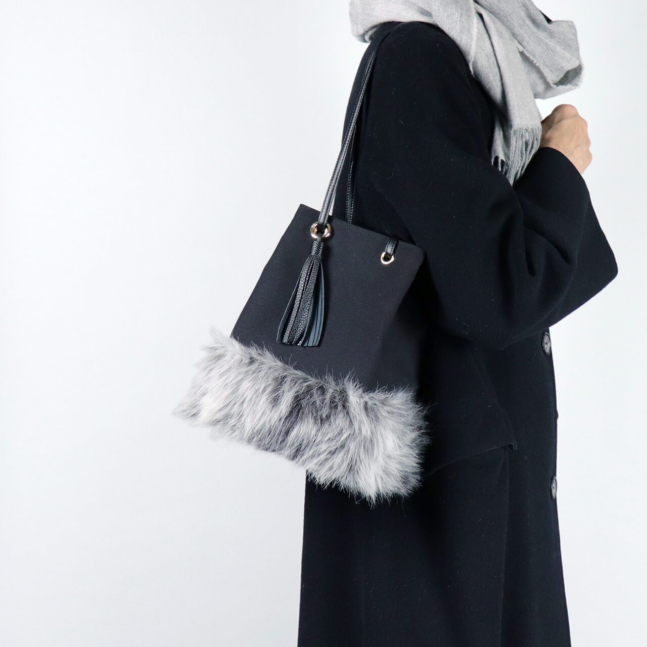 2wayランプリース　Lamplease　エコファー×北欧生地　レッド　オリジナル　ハンドメイド2wayエコファーショルダーバッグ　ハネアント神戸