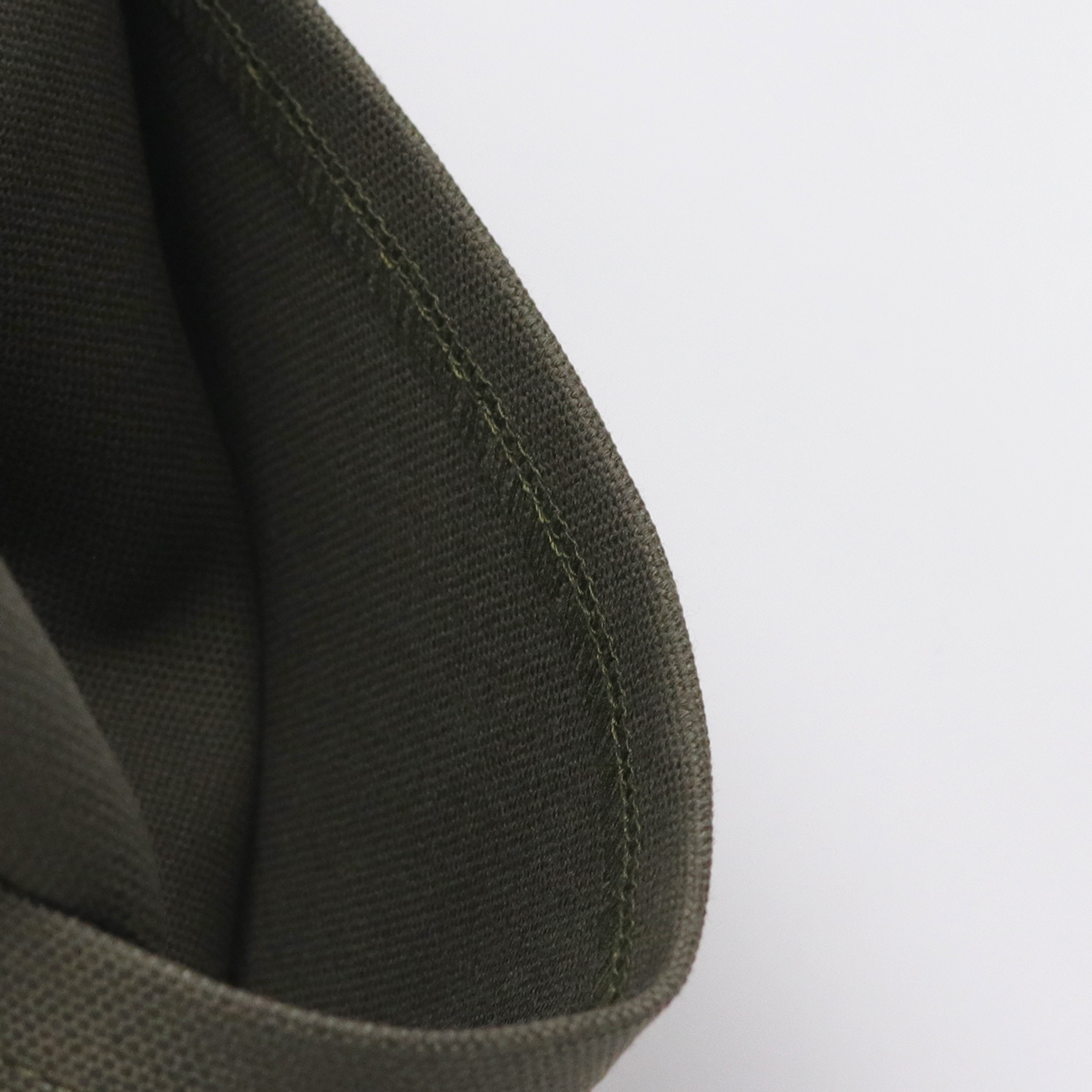 弱撥水加工の富士金梅8号帆布の質感アップ。雨の日も使いやすいチャコールグレー帆布生地　ハネアント神戸の帆布トートバッグ