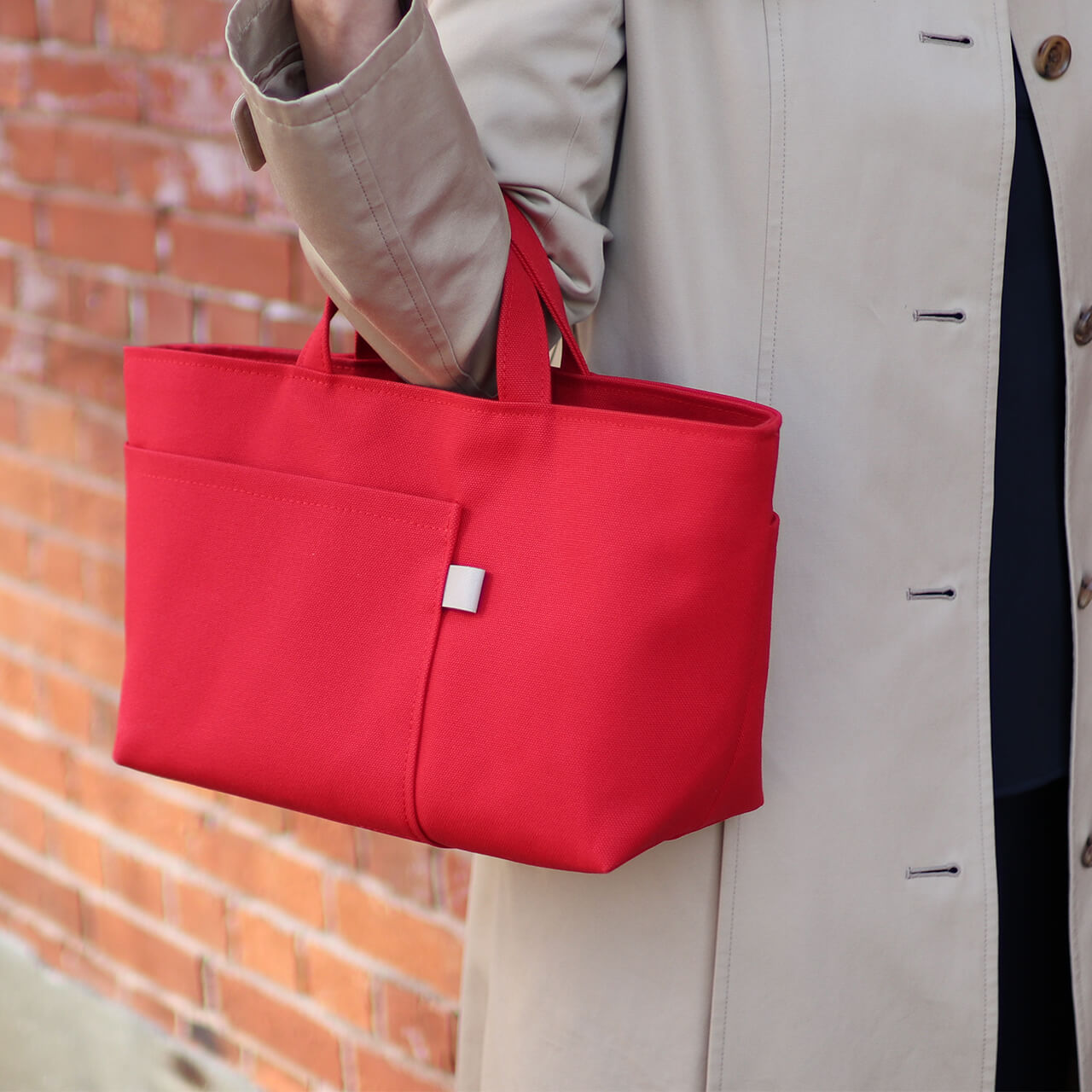 HANEANT KOBE シップトート ストロベリーレッド。富士金梅8号帆布を使用した軽量トートバッグ　ハネアント神戸の帆布トートバッグ