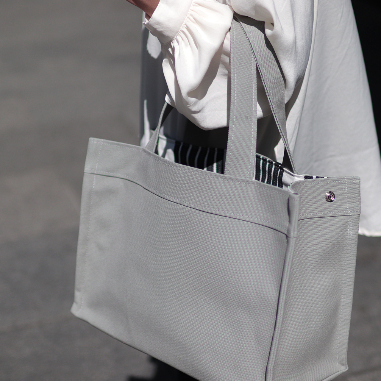 エヴリィトート　EveryTote　北欧生地×倉敷帆布 8号帆布　シルバー　オリジナル　ハンドメイド帆布トートバッグ　ハネアント神戸