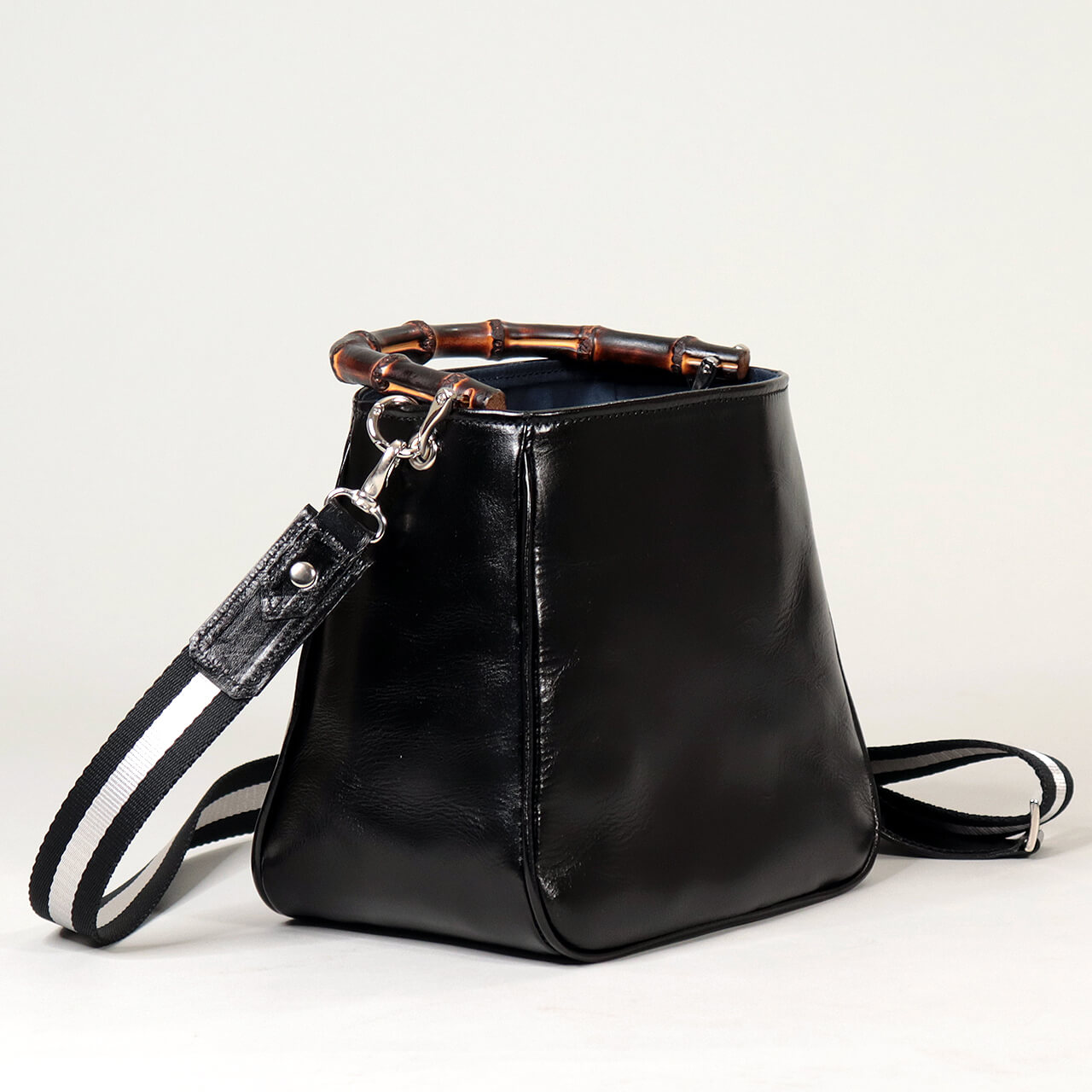 HANEANT KOBE HOLLY 本革ミニトート ブラック 正面／竹ハンドルとストラップで2WAY